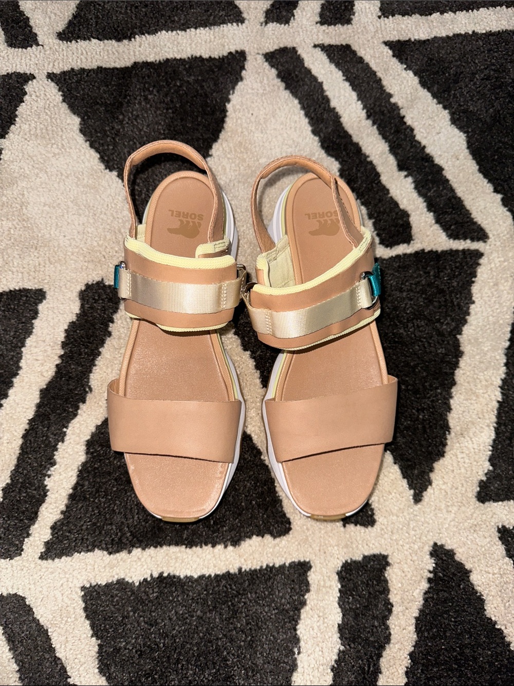 Sorel Women's Tan and Cream Strappy Platform Sandals